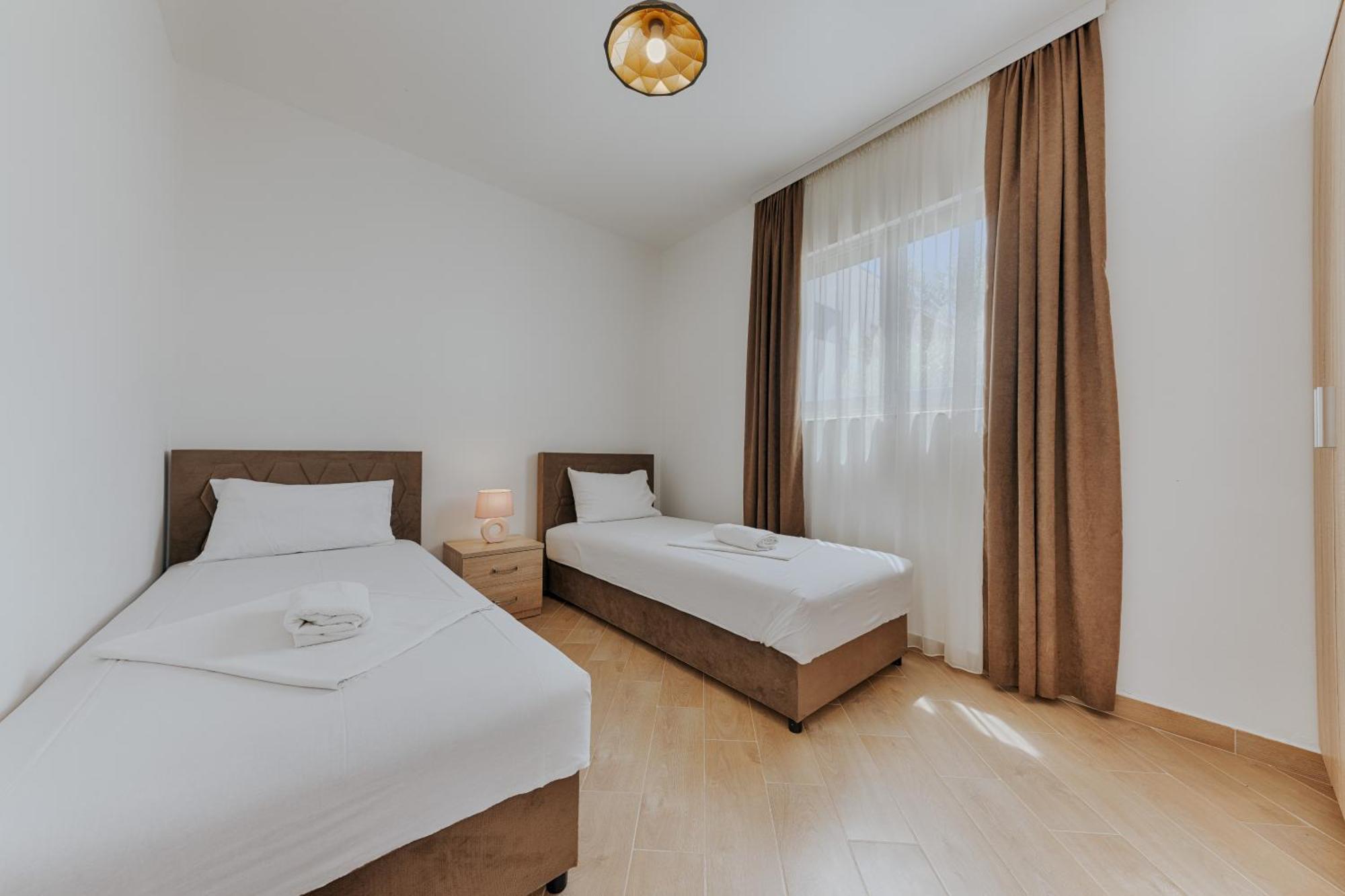 Imperial Family Resort Ulcinj Exterior photo